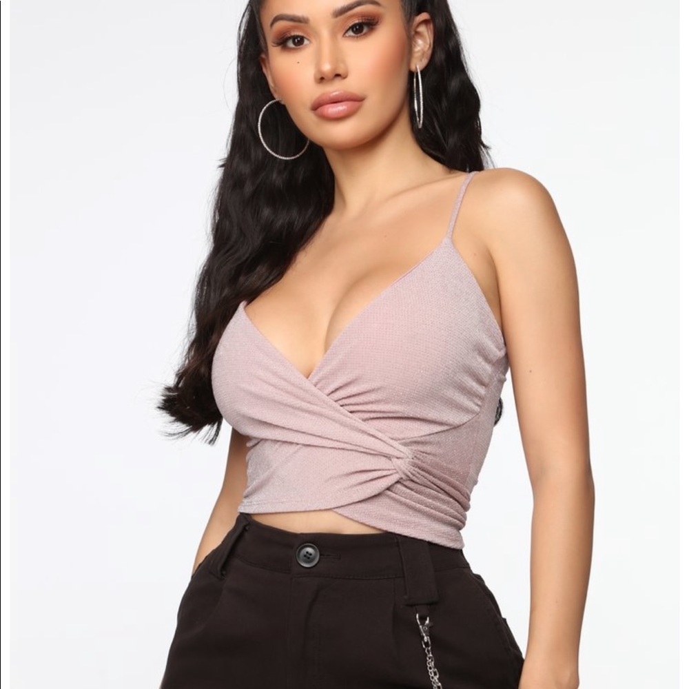 Fashion nova shirt never used !!!